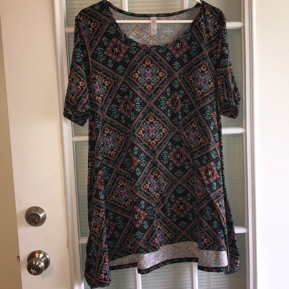 LuLaRoa Perfect T- Aztec Print